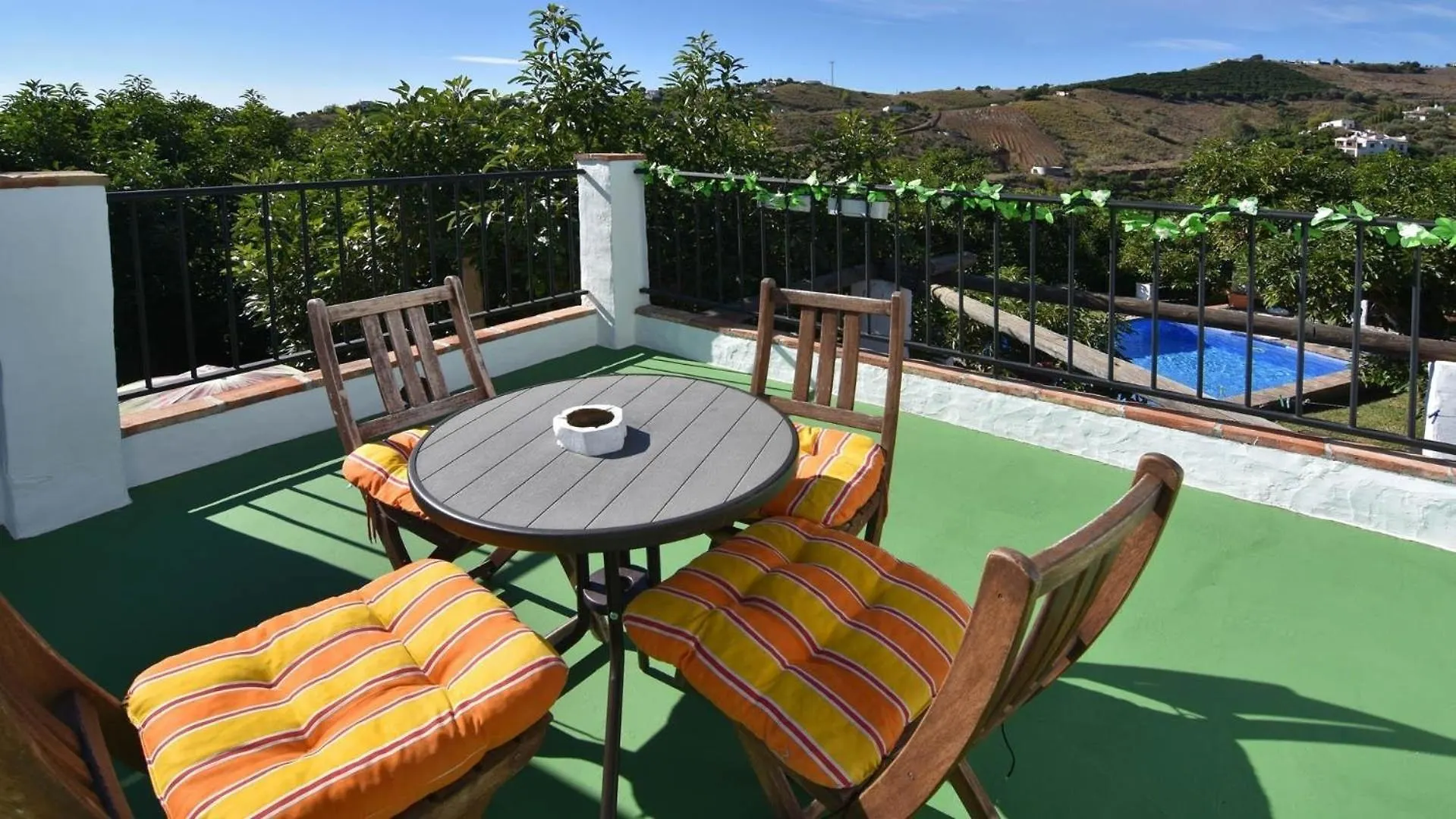 Ferienhaus Mit Privatpool Fuer 6 Personen Ca 100 Qm In Frigiliana, Andalusien Costa Del Sol Дом отдыха